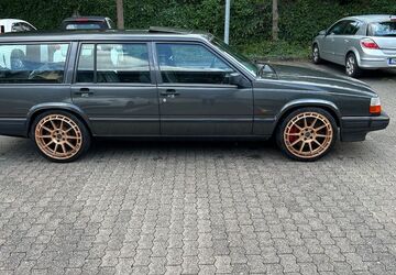 Volvo 945 300.000 km 7.900 &euro; Bonn 53125