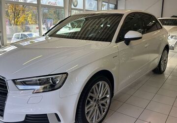 Audi A3 75.000 km 17.990 &euro; Köln 50827