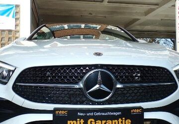 Mercedes-Benz A 180 114.000 km 27.900 &euro; Köln 51069