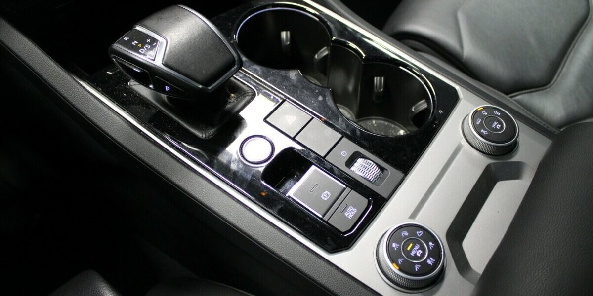 VW Touareg 3.0 V6 TDI 4Motion DPF Automatik 115.440 km 36.980 &euro; Euskirchen 53881