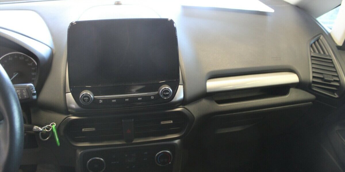 Ford EcoSport 1.0 Ecoboost TITANIUM 41.816 km 11.980 &euro; Euskirchen 53881