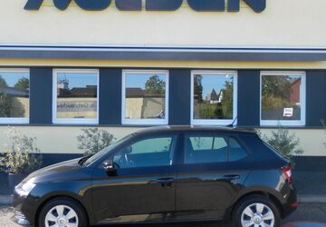 Skoda Fabia 27.320 km 11.950 &euro; Bonn 53119