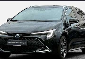 Toyota Corolla 8.150 km 28.955 &euro; Köln 51063