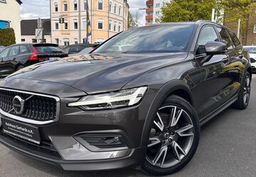 Volvo V60 Cross Country 14.250 km 38.888 &euro; Siegburg 53721