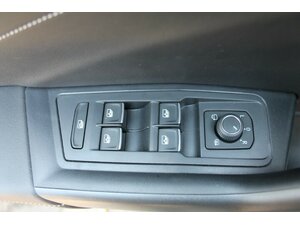 VW T-Roc 2,0 TDi 4-Motion R-Line Navi DSG SOFORT !!! 29.000 km 29.950 &euro; Bonn 53225