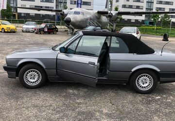 BMW 318 218.000 km 22.900 &euro; Köln 50829