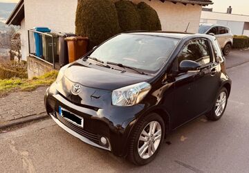 Toyota IQ 170.000 km 5.000 &euro; Linz 53545