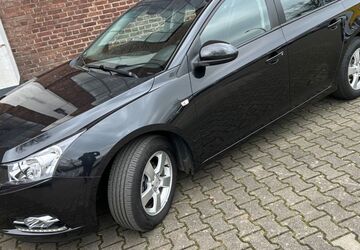 Chevrolet Cruze 57.635 km 6.590 &euro; Köln 51069