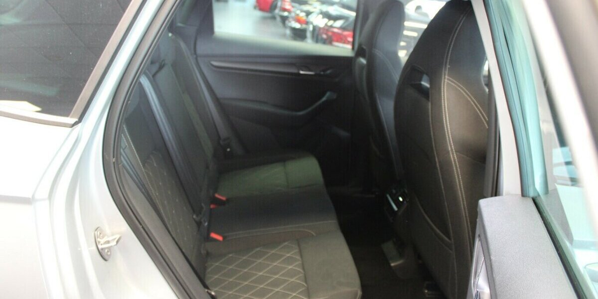 Skoda Karoq 1,5 TSI ACT Sportline 60.250 km 21.980 &euro; Euskirchen 53881