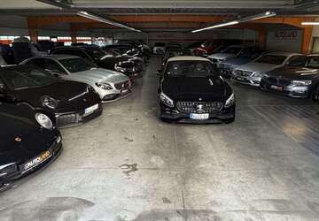 Toyota Yaris 93.000 km 13.499 &euro; Troisdorf 53842