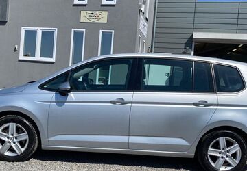 VW Touran 164.000 km 10.450 &euro; Euskirchen 53881