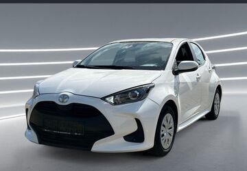 Toyota Yaris 98.481 km 13.890 &euro; Köln 51149