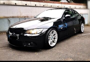 BMW 320 233.000 km 9.100 &euro; Siegburg 53721