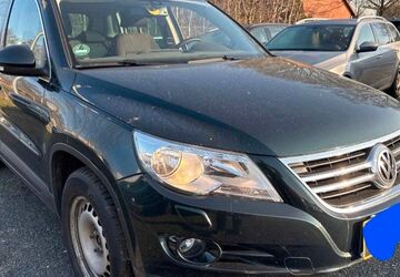 VW Tiguan 201.900 km 5.990 &euro; Bonn 53227