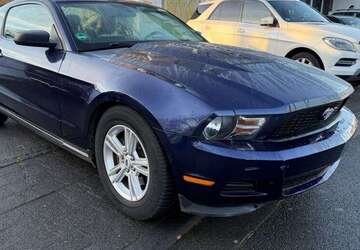 Ford Mustang 120.000 km 15.999 &euro; Bonn 53127