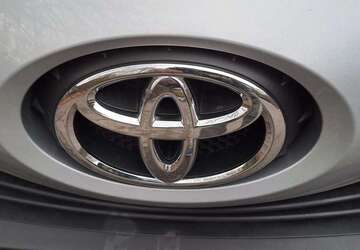 Toyota Aygo 61.900 km 12.250 &euro; Rösrath 51503