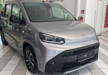 Toyota Proace (Verso) 13.780 km 26.990 &euro; Siegburg 53721