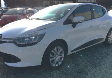 Renault Clio 137.000 km 5.299 &euro; Bonn 53227