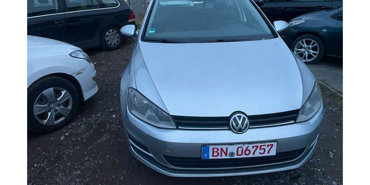 VW Golf 248.000 km 4.999 &euro; Bonn 53227