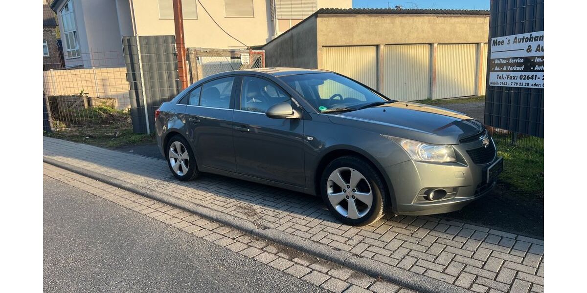 Chevrolet Cruze 123.000 km 6.700 &euro; Bad Neuenahr 53474