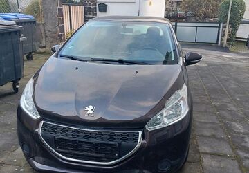 Peugeot 208 96.000 km 7.199 &euro; Remagen 53424