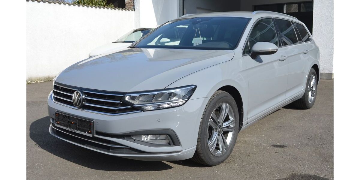 VW Passat Variant 169.000 km 16.790 &euro; Köln Ostheim 51107
