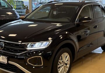 VW T-Roc 5.934 km 25.000 &euro; Hennef 53773