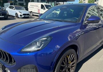 Maserati Grecale 23.686 km 52.480 &euro; Köln 50829