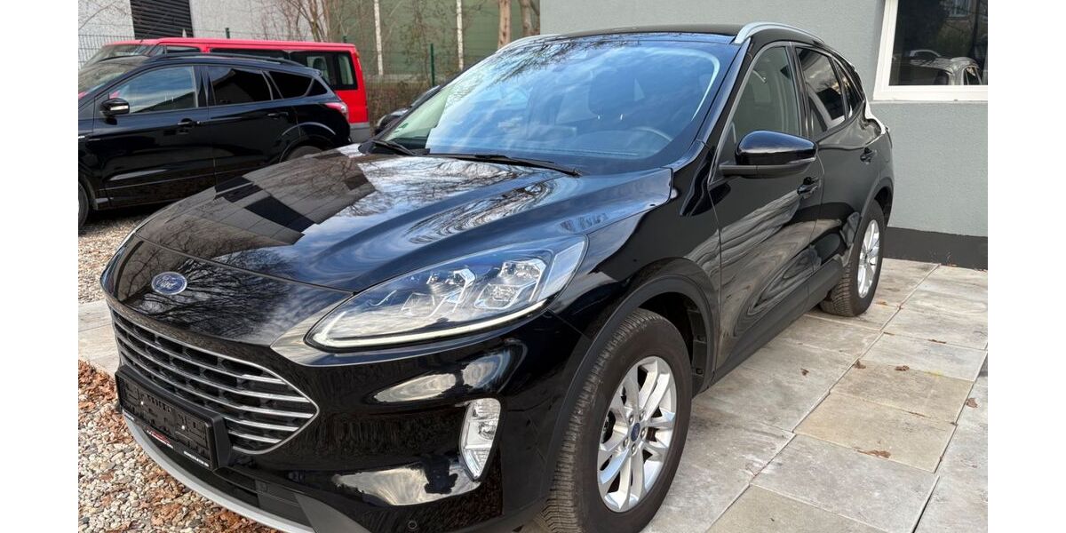 Ford Kuga 58.000 km 24.790 &euro; Köln 51061