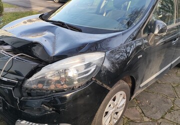 Renault Grand Scénic III 329.500 km 2.500 &euro; Köln 50667