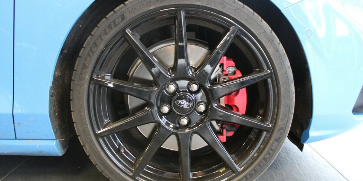 Ford Focus 2.3 EcoBoost ST Edition - 1. Hand - 97.428 km 21.980 &euro; Euskirchen 53881