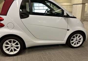 Smart forTwo 66.000 km 7.750 &euro; Bonn 53129