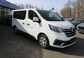 Renault Trafic 124.312 km 23.980 &euro; Euskirchen 53881