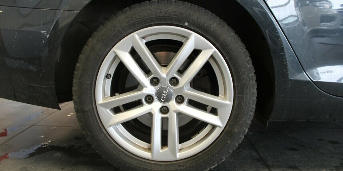 Audi A4 Avant 1.4 TFSI sport 142.633 km 14.980 &euro; Euskirchen 53881