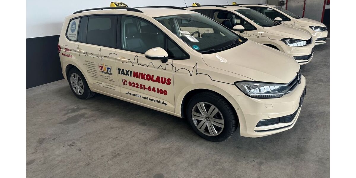 VW Touran 260.641 km 11.980 &euro; Euskirchen 53879