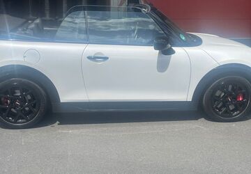 Mini John Cooper Works Cabrio 2.700 km 42.000 &euro; Euskirchen 53881