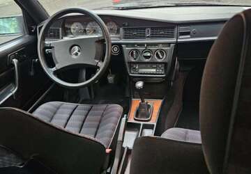 Mercedes-Benz 190 470.000 km 3.399 &euro; Köln 51103