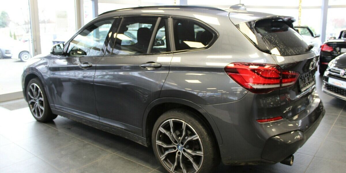 BMW X1 xDrive25e - M Sport - Leder - Panorama - 77.330 km 27.980 &euro; Euskirchen 53881
