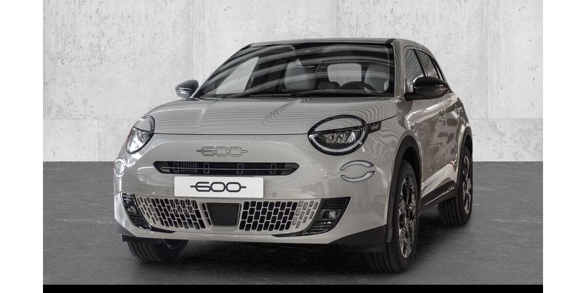 Fiat 600 14.990 km 23.480 &euro; Köln 51149