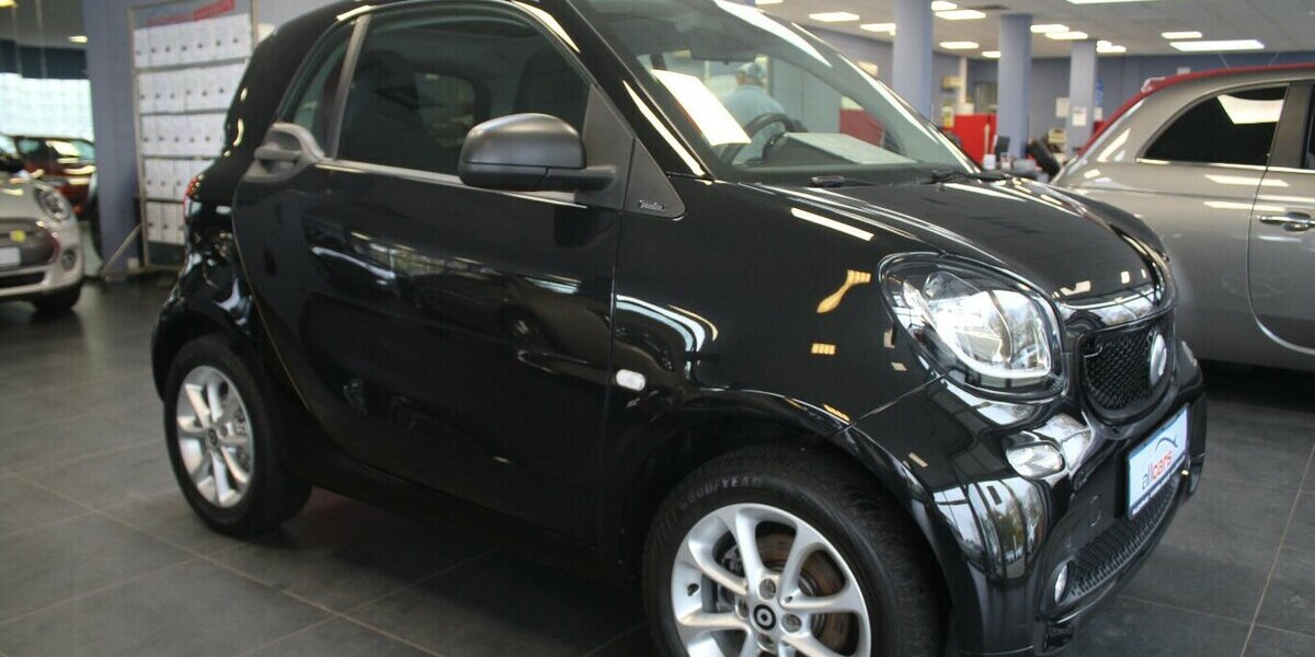 Smart ForTwo coupe passion 43.179 km 11.780 &euro; Euskirchen 53881