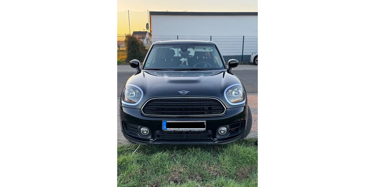 Mini One Countryman 53.000 km 15.990 &euro; Rheinbach 53359