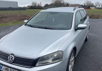 VW Passat 219.000 km 6.100 &euro; Köln 50678