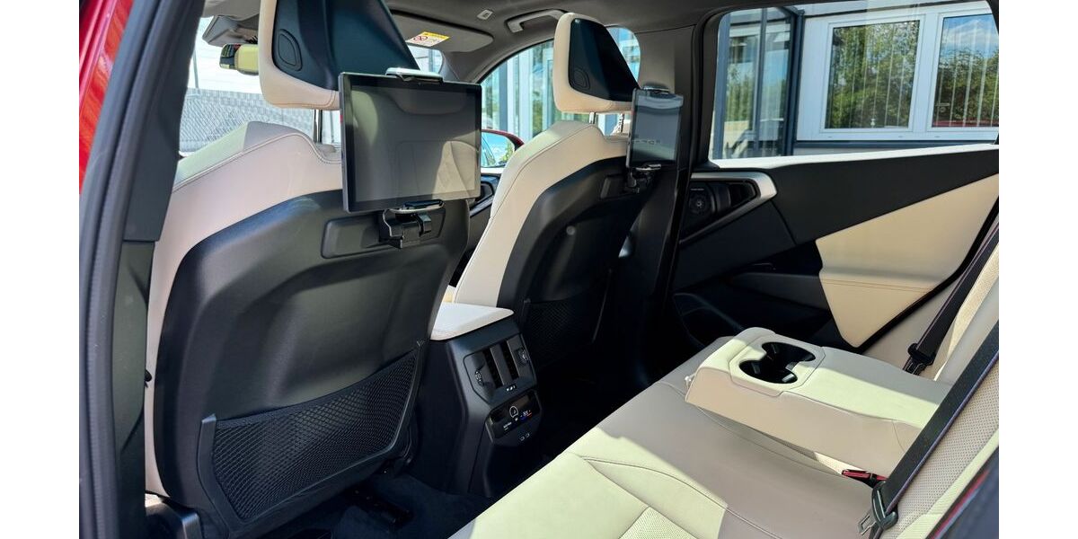 BMW X3 4.063 km 63.850 &euro; Köln 50739