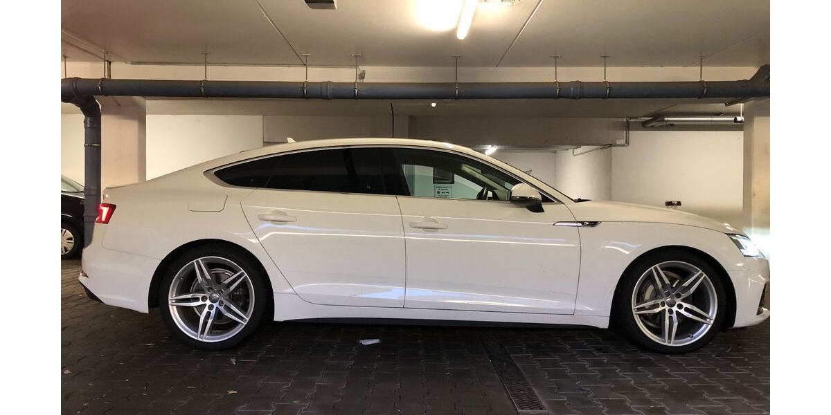 Audi A5 210.000 km 18.300 &euro; Koln 51105