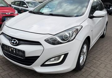Hyundai i30 86.591 km 10.490 &euro; Bonn 53175