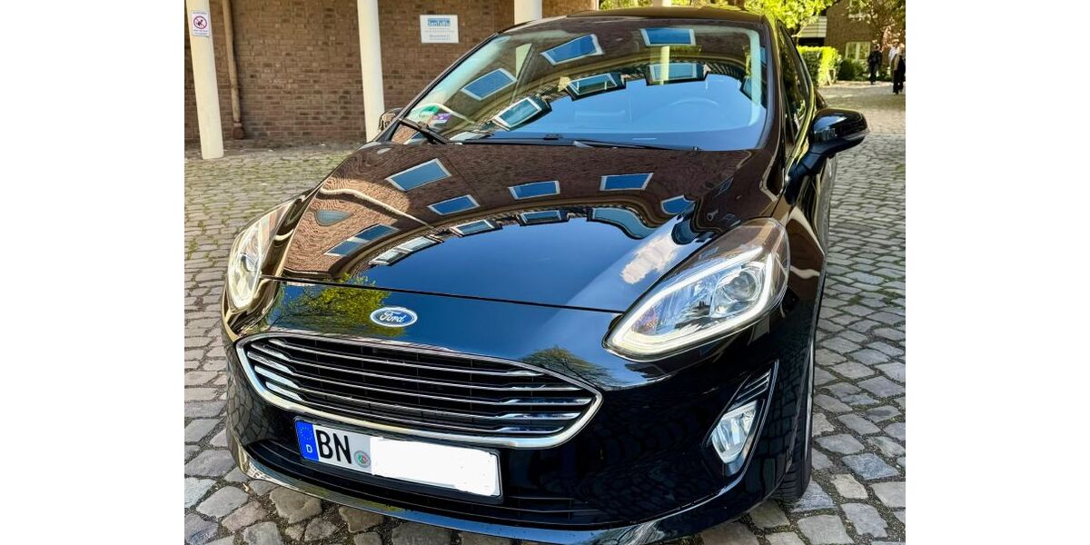 Ford Fiesta 74.200 km 10.999 &euro; Bonn 53119
