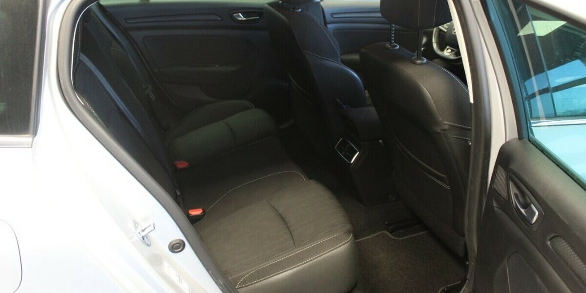 Renault Megane Grandtour TCe 140 GPF Limited 77.285 km 11.980 &euro; Euskirchen 53881