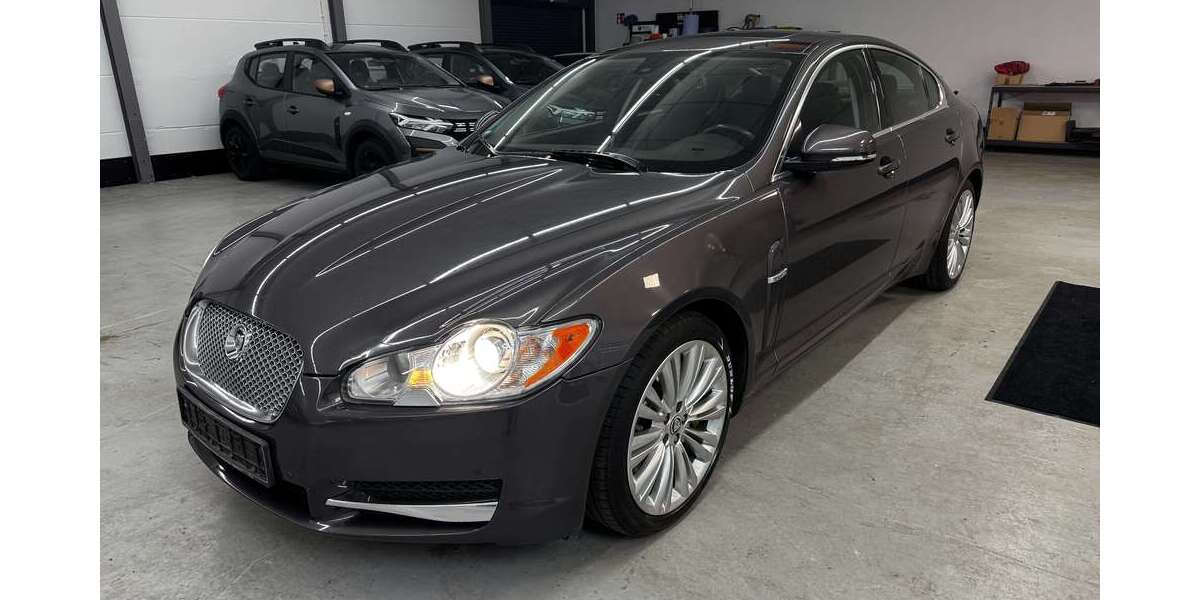 Jaguar XF 185.000 km 7.780 &euro; Much 53804
