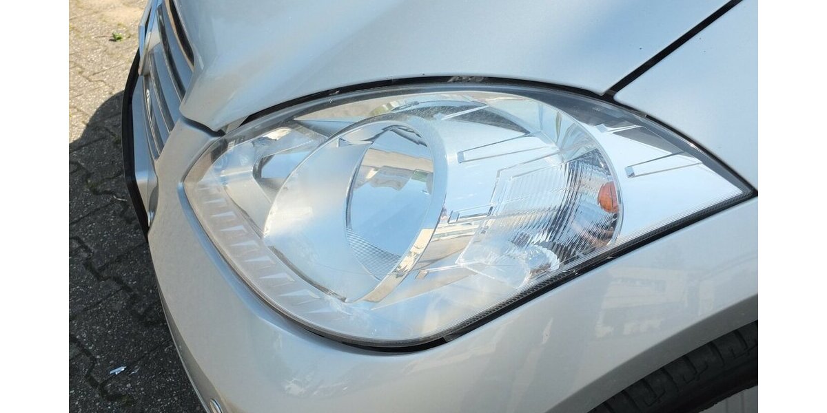 Mercedes-Benz A 150 AUTOTRONIC NAVI TEMPOMAT KLIMAANLAGE 98.516 km 7.804 &euro; Köln 50858