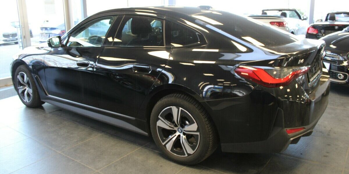 BMW i4 eDrive40 Gran Coupe 7.180 km 36.980 &euro; Euskirchen 53881